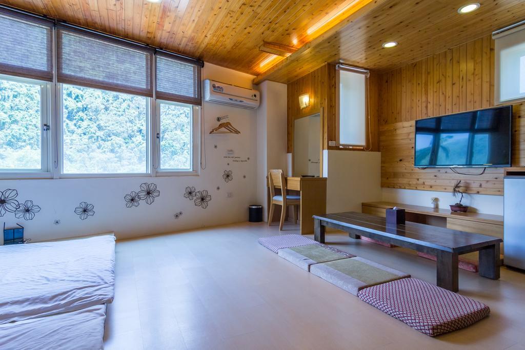 Lover Hot Spring B&B Jiaoxi Buitenkant foto
